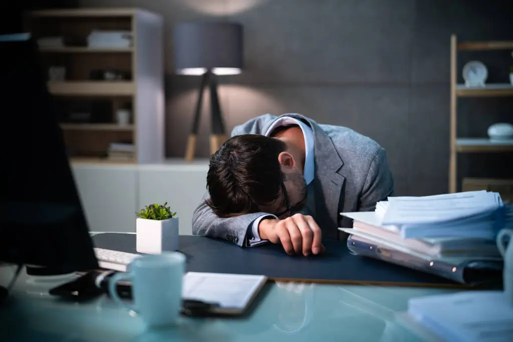 خواب آلودگی و خستگی زیاد در افراد مبتلا به دیابت چقدر رایج است؟ 1 a4ab41a6 b7d6 4c18 980d 22bf13cc29af